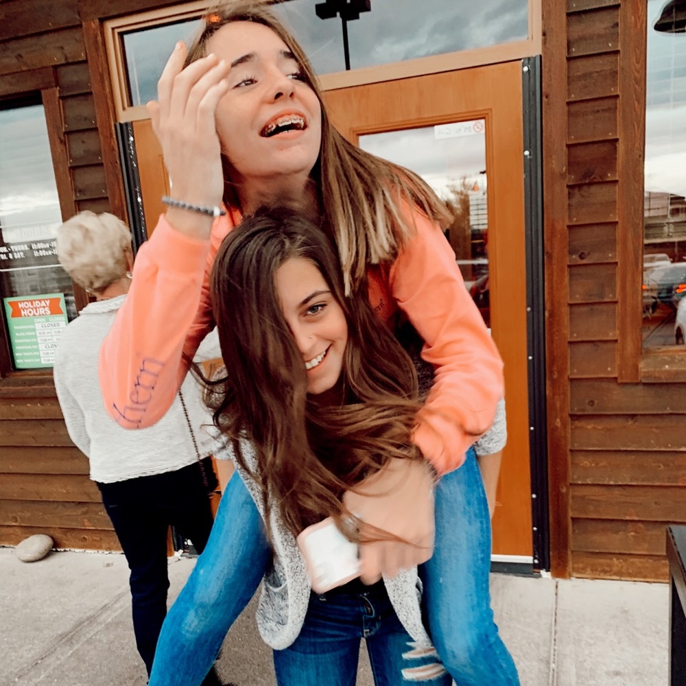 Meet your Posher, Sabrina